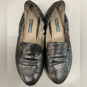 Prada Women's Metallic Silver Flats/loafers